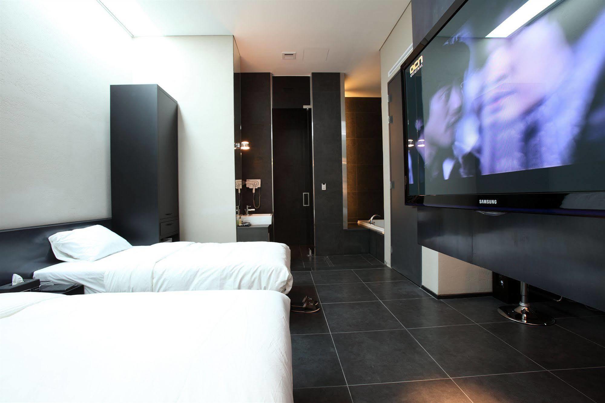 Hotel Irene Myeongdong 3*
